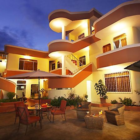 Hotel Del Sol Galapagos بويرتو أيورا المظهر الخارجي الصورة