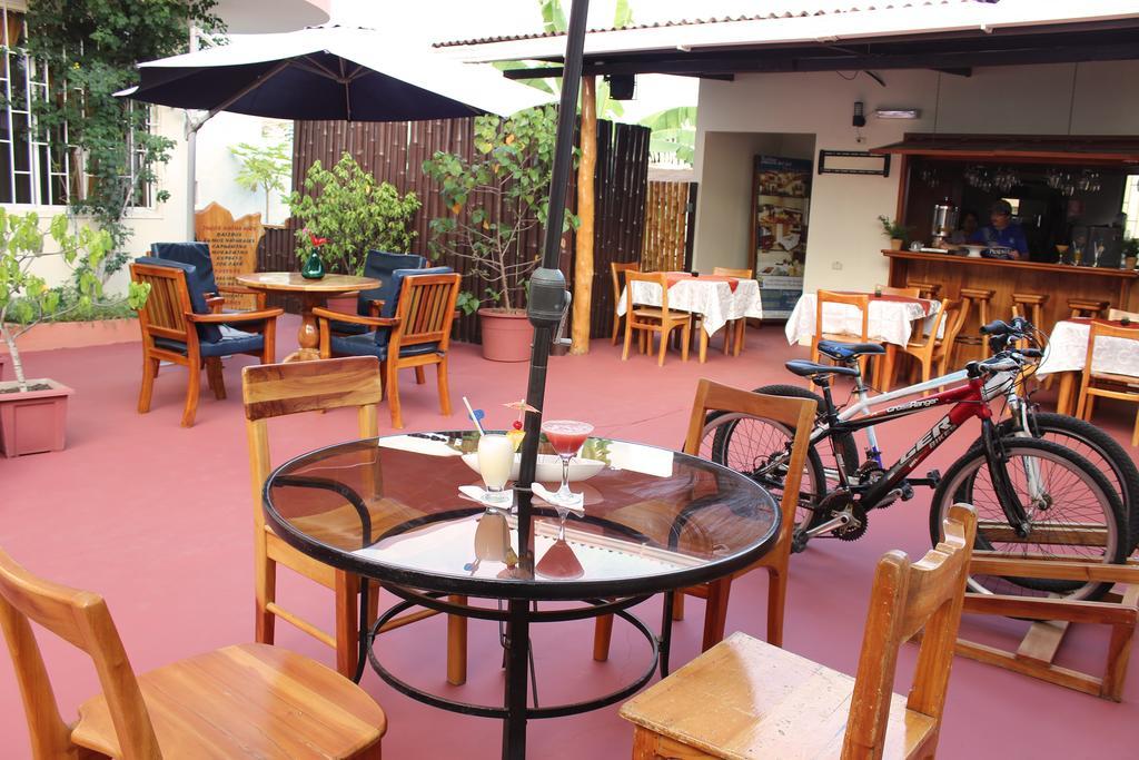 Hotel Del Sol Galapagos بويرتو أيورا المظهر الخارجي الصورة