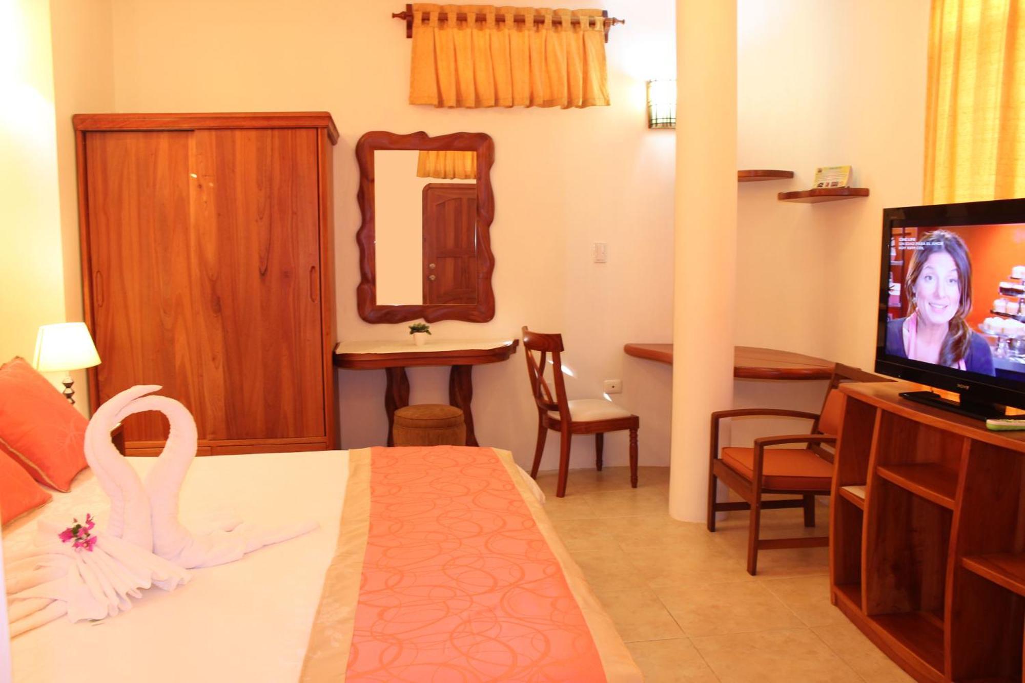 Hotel Del Sol Galapagos بويرتو أيورا المظهر الخارجي الصورة