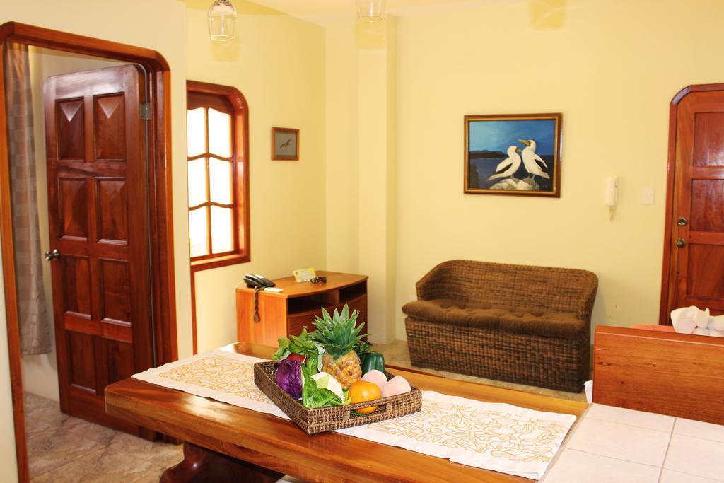 Hotel Del Sol Galapagos بويرتو أيورا الغرفة الصورة